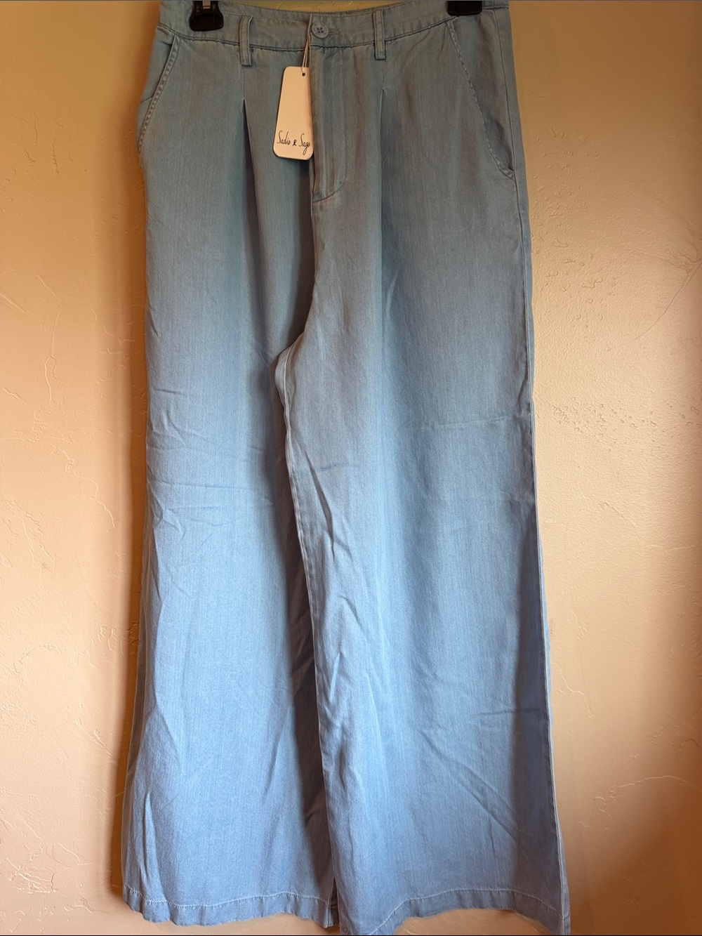 Sadie & Sage Light Wash Wide Leg Jeans